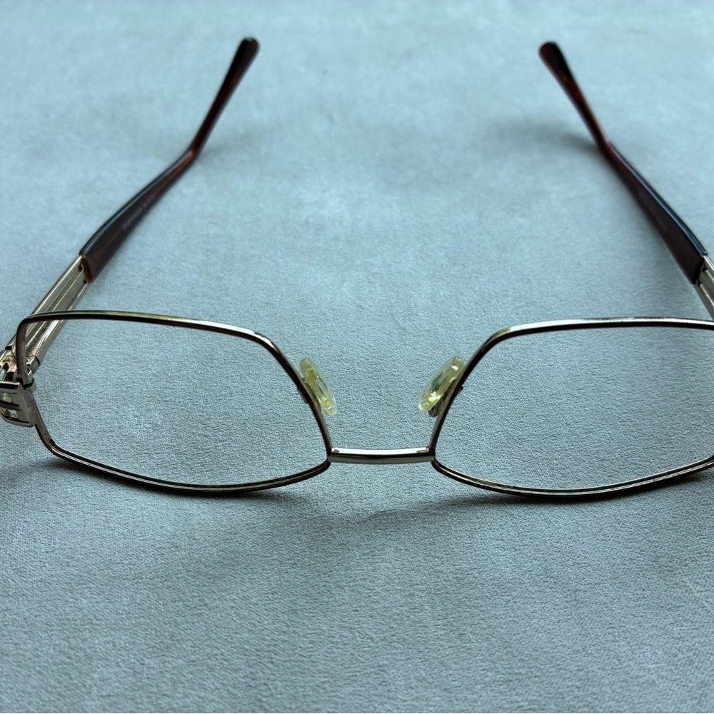 Brown Rectangular Women's Glasses - image 8